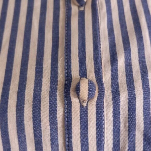 ModCloth M Top Crop Sleeveless Blue White Striped Button Up Tie Front Shirt NEW - Picture 3 of 11